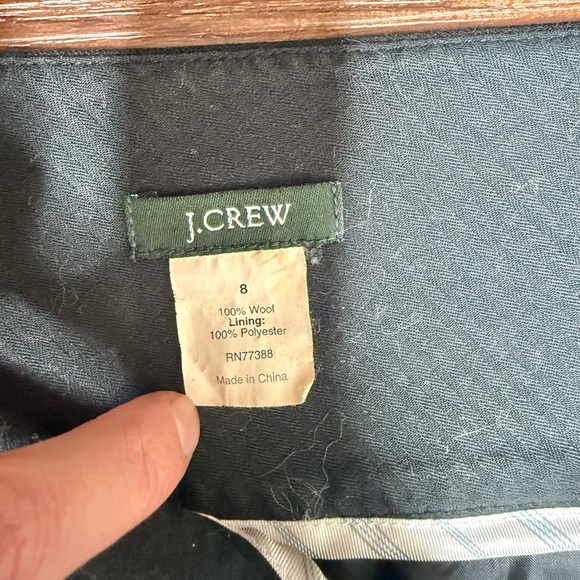 J. Crew 100% Wool Box Pleat Lined Skirt Black Sz 8 in mint condition - Picture 4 of 10